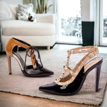 Sapato Scarpin Salto 12 Apliques de Pirâmide na cor Dourado