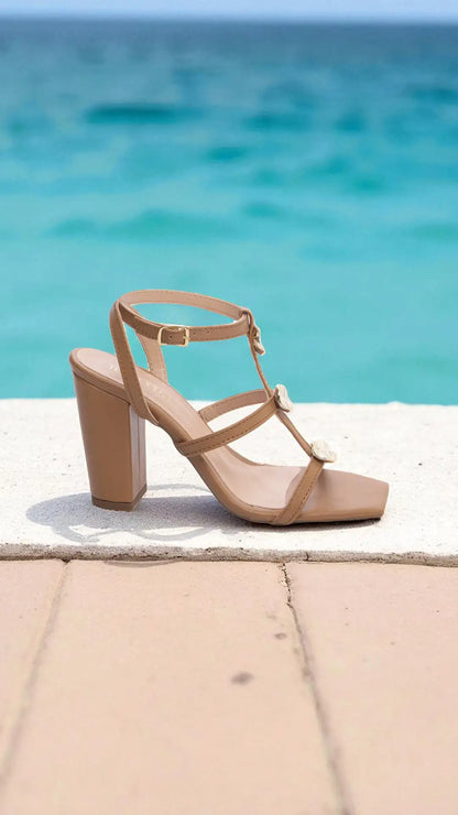 Sandália Feminina Elegante Caramelo com Salto Grosso Antiderrapante