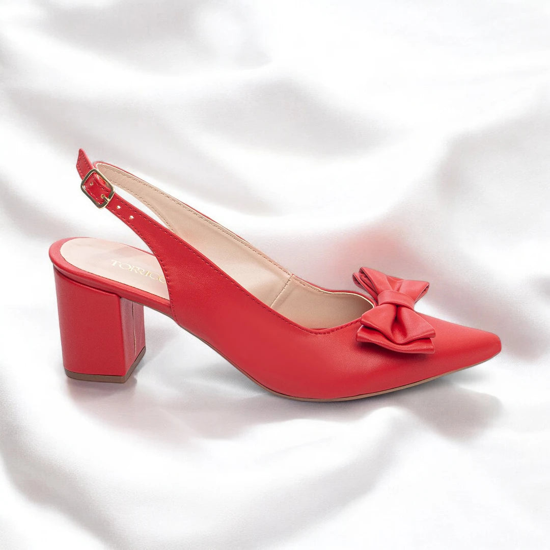 Sapato Scarpin Torricella Napa Vermelho com Fivela Dourada
