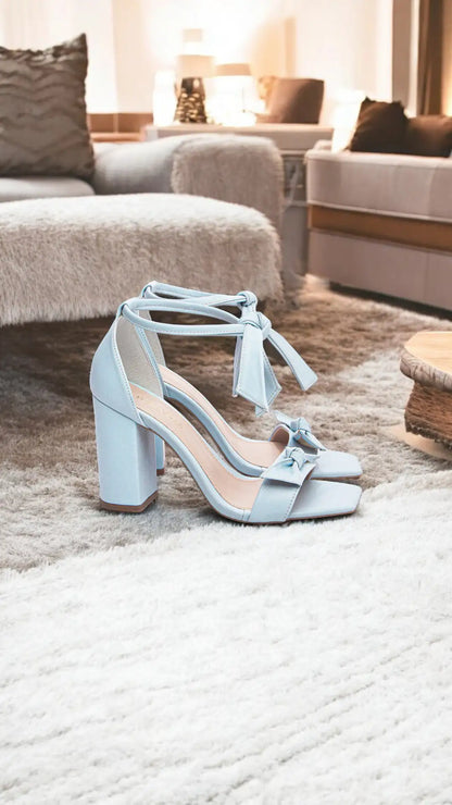 Sandália Feminina Azul em Napa com Salto Fino 8,5 cm
