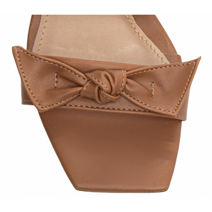 Sandália Torricella Salto Médio Caramelo Sofisticada