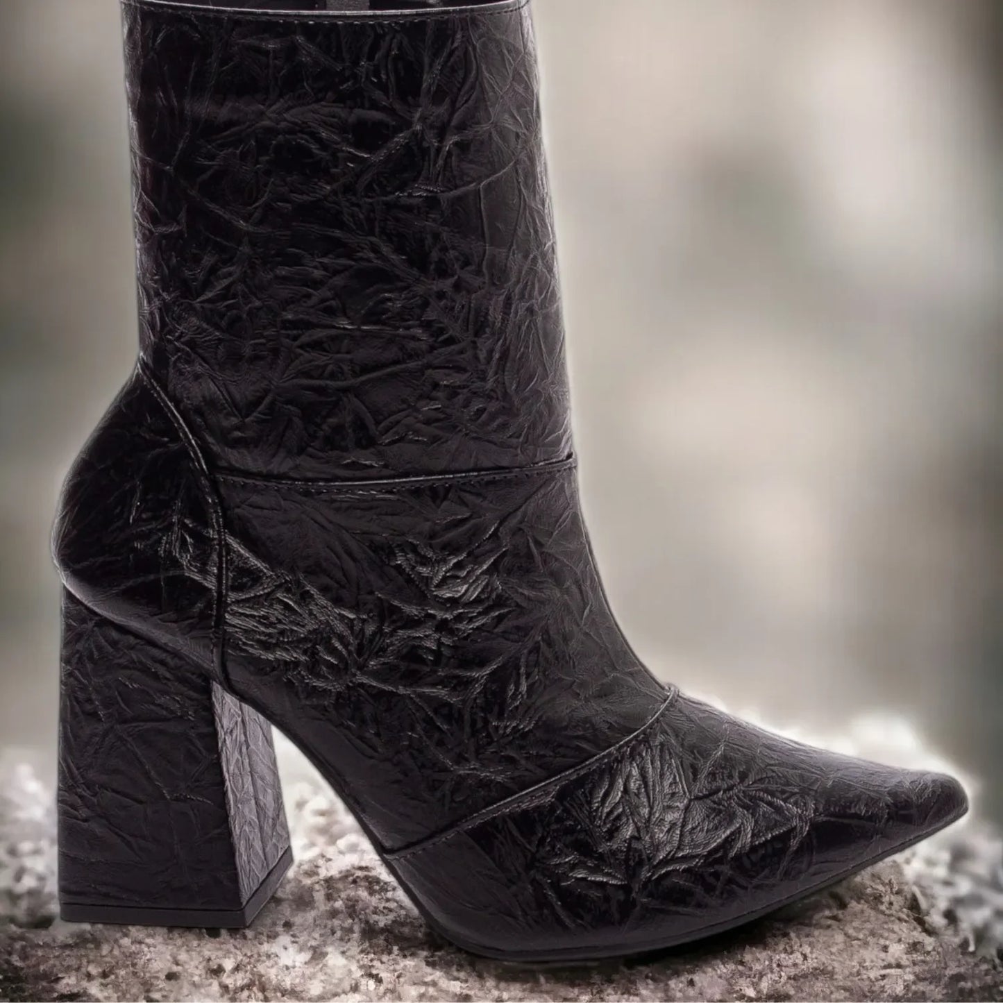 Bota Torricella Napa Vintage Preto com Pulseira Removível 67069A – Hyly Prime