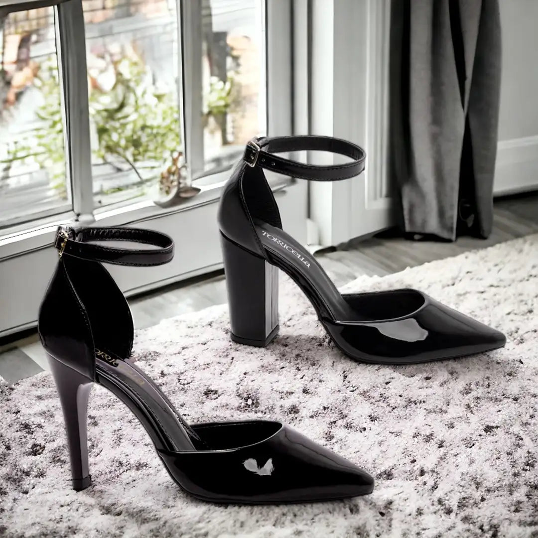 Scarpin Feminino Verniz Preto Elegante com Salto Alto 10 cm