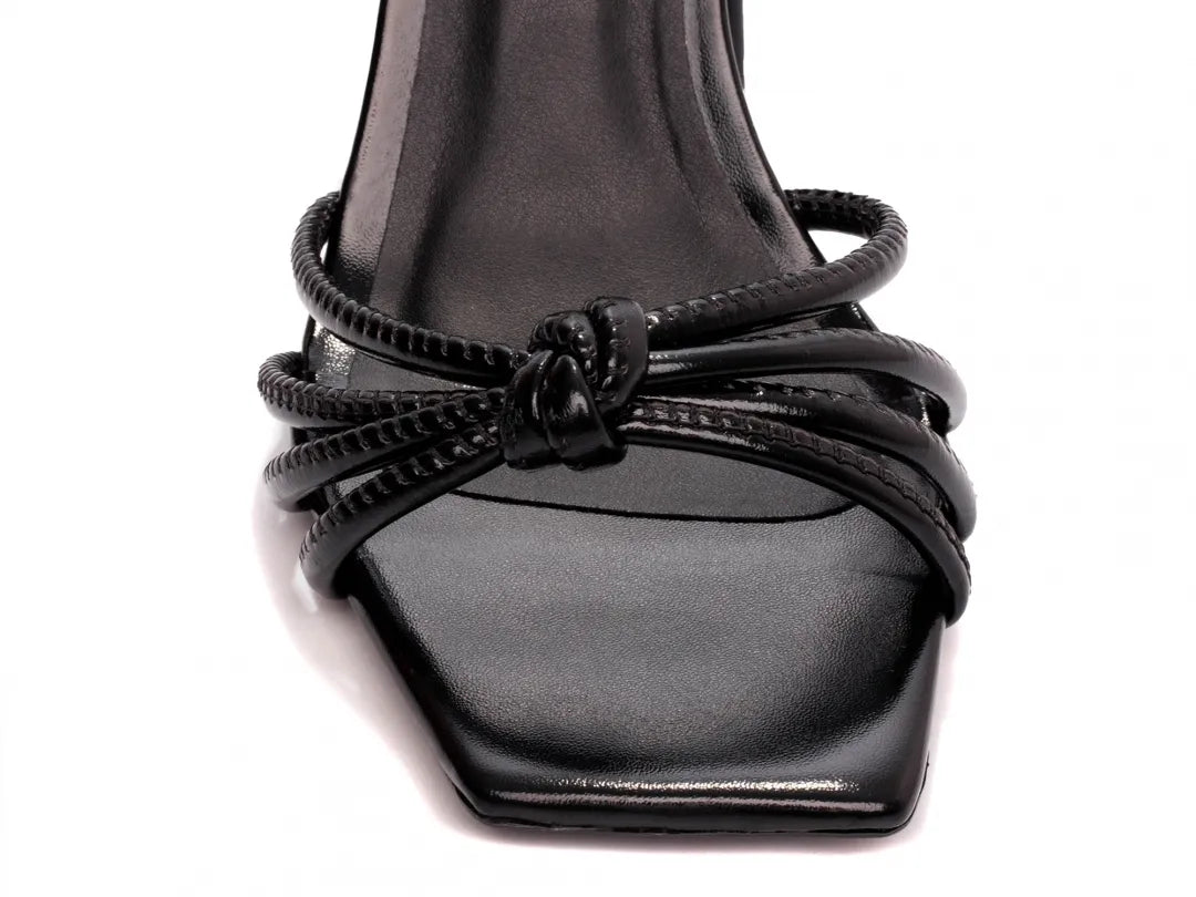Sandália Torricella Napa Preto Salto Grosso 9cm – Hyly Prime