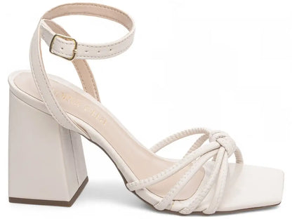 Sandália Off White Salto Grosso 9cm Confortável
