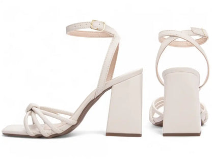 Sandália Off White Salto Grosso 9cm Confortável