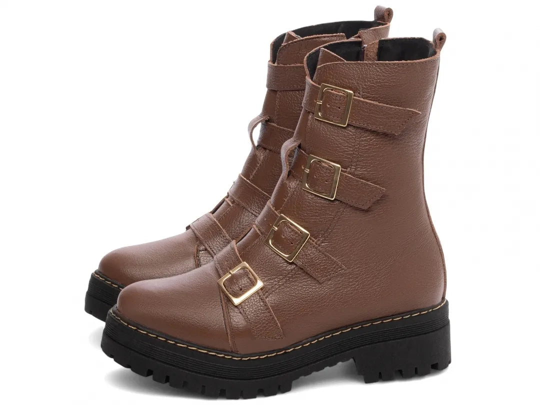 Bota Coturno Couro Marrom Tratorada com Fivela Ouro