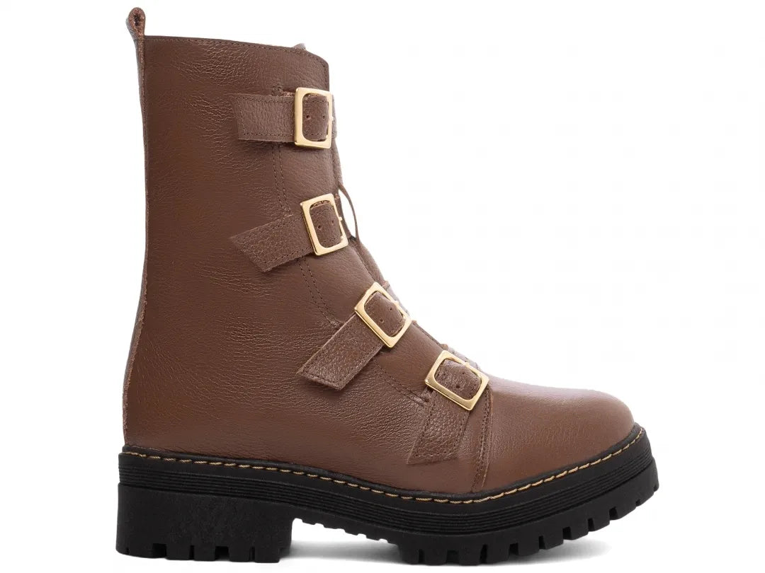 Bota Coturno Couro Marrom Tratorada com Fivela Ouro