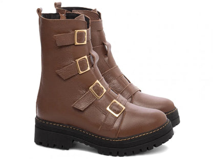 Bota Coturno Couro Marrom Tratorada com Fivela Ouro