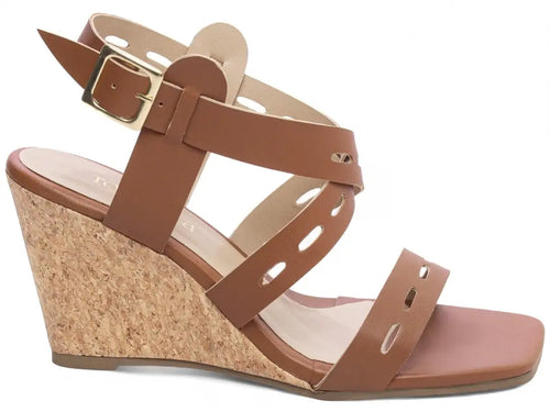 Sandália Anabela Feminina Caramelo com Fivela Dourada