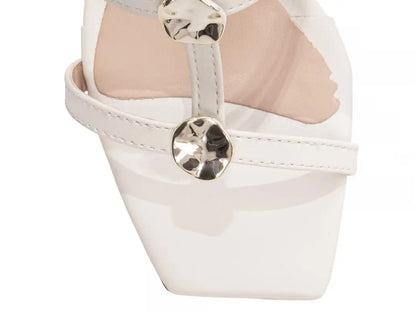 Sandália Feminina Elegante Off White com Salto Grosso Antiderrapante