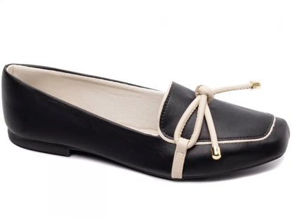 Mocassim Feminino Rasteiro Napa Preto com Laço Off White