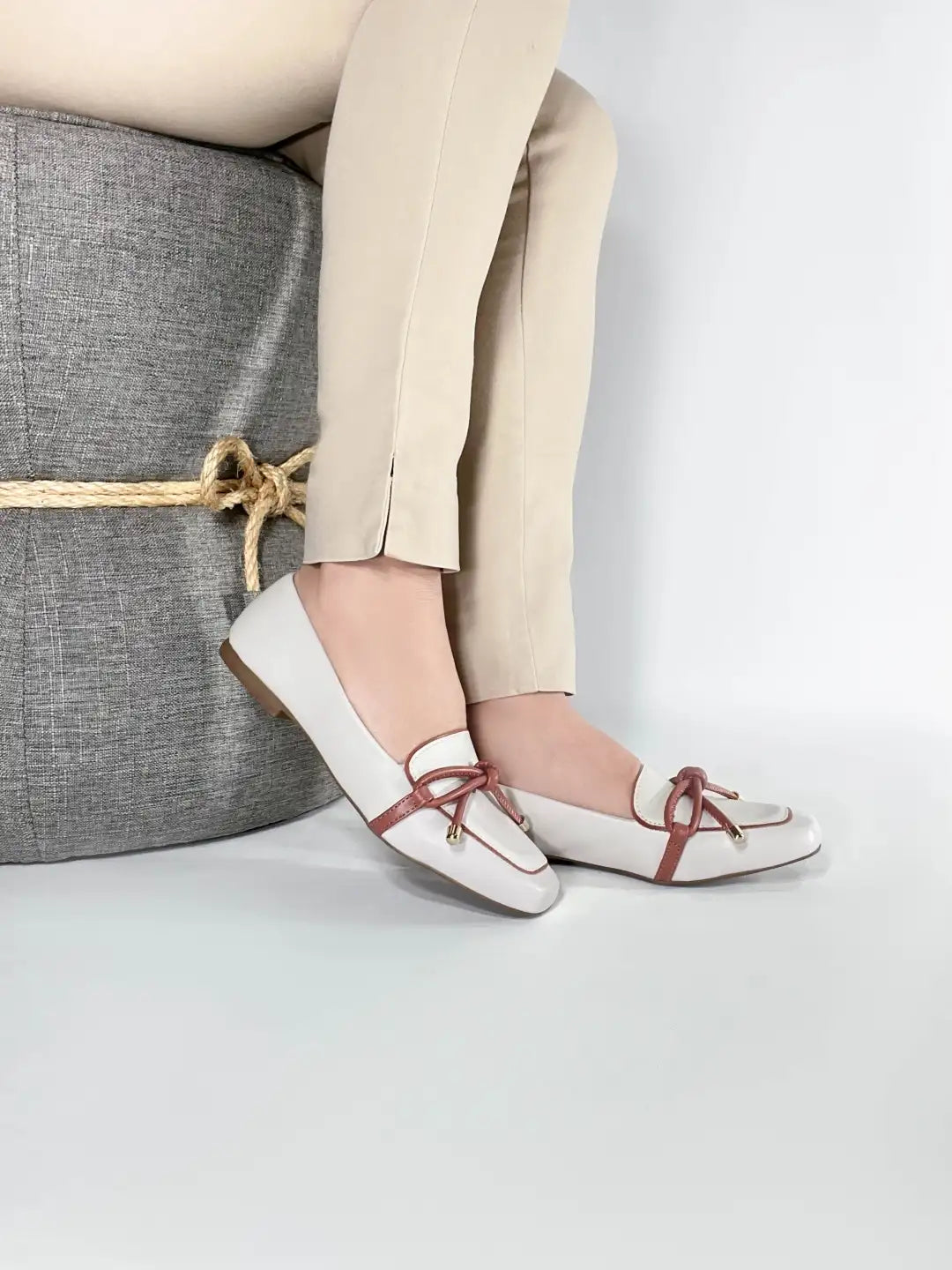 Mocassim Feminino Casual Napa Off White Antiderrapante