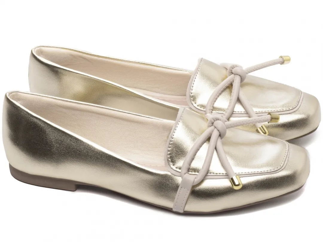 Mocassim Feminino Rasteiro Napa Ouro Light com Off White