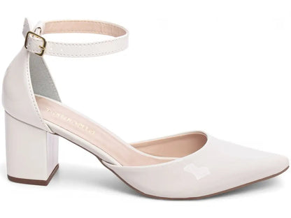 Sapato Scarpin Feminino Verniz Off White Confortável com Salto 6,5 cm