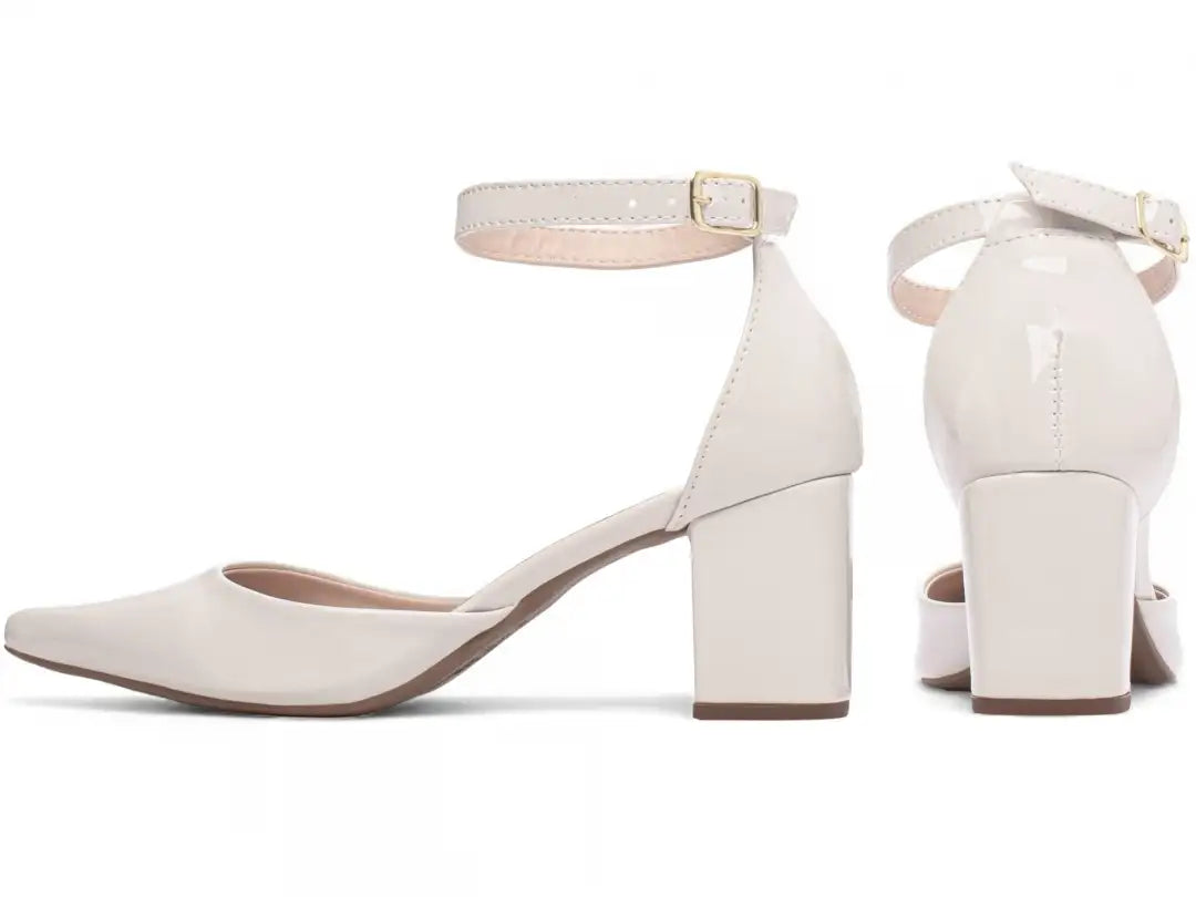 Sapato Scarpin Feminino Verniz Off White Confortável com Salto 6,5 cm