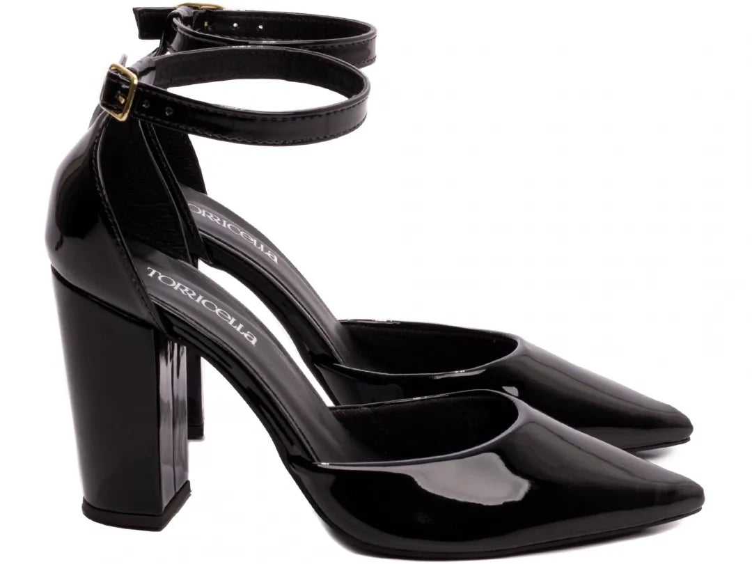 Sapato Scarpin Verniz Preto Salto 9cm com Fivela