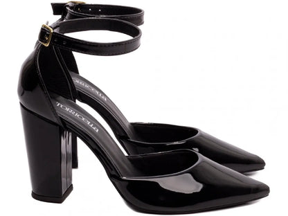 Sapato Scarpin Verniz Preto Salto 9cm com Fivela