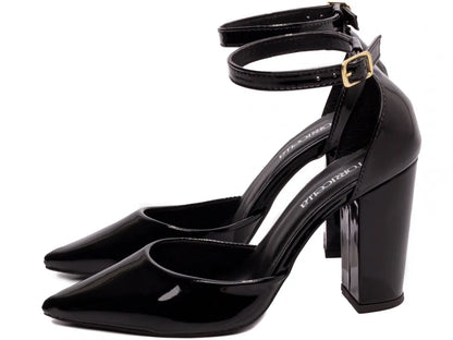 Sapato Scarpin Verniz Preto Salto 9cm com Fivela