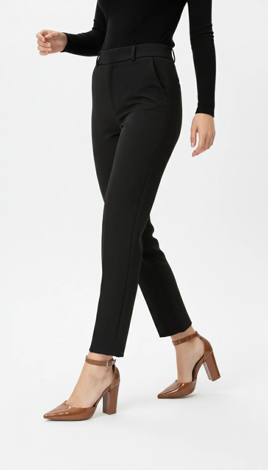 Sapato Scarpin Verniz Caramelo Salto 9cm com Fivela