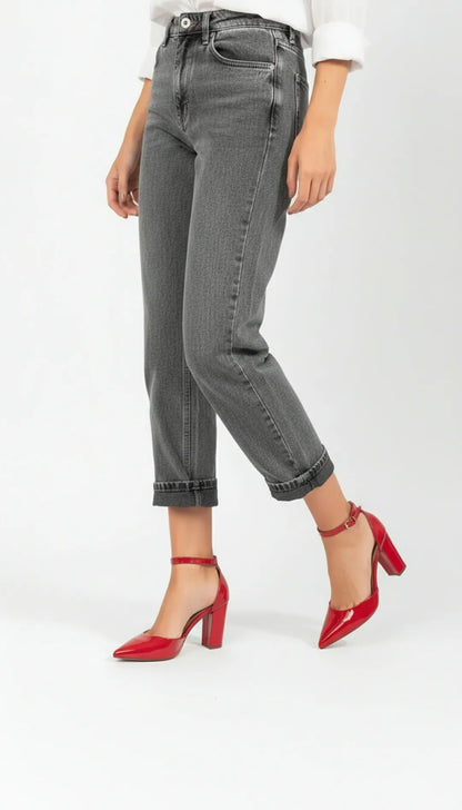 Sapato Scarpin Verniz Vermelho Salto 9cm com Fivela