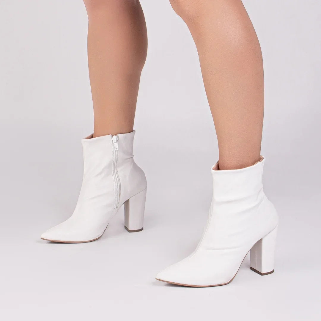 Bota Cano Curto Torricella Napa Branco 65-04B - Hyly Prime