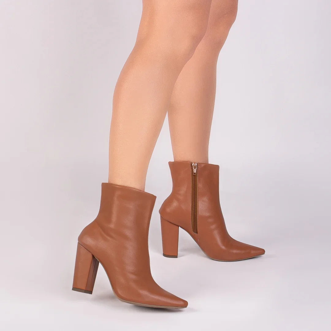 Bota Cano Curto Torricella Napa Caramelo 65-04C - Hyly Prime