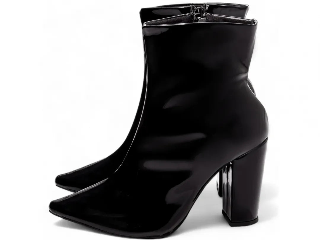 Bota Cano Curto Torricella Verniz Preto 65-04D - Hyly Prime