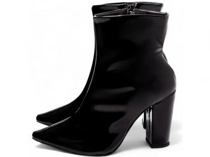 Bota Cano Curto Torricella Verniz Preto 65-04D - Hyly Prime