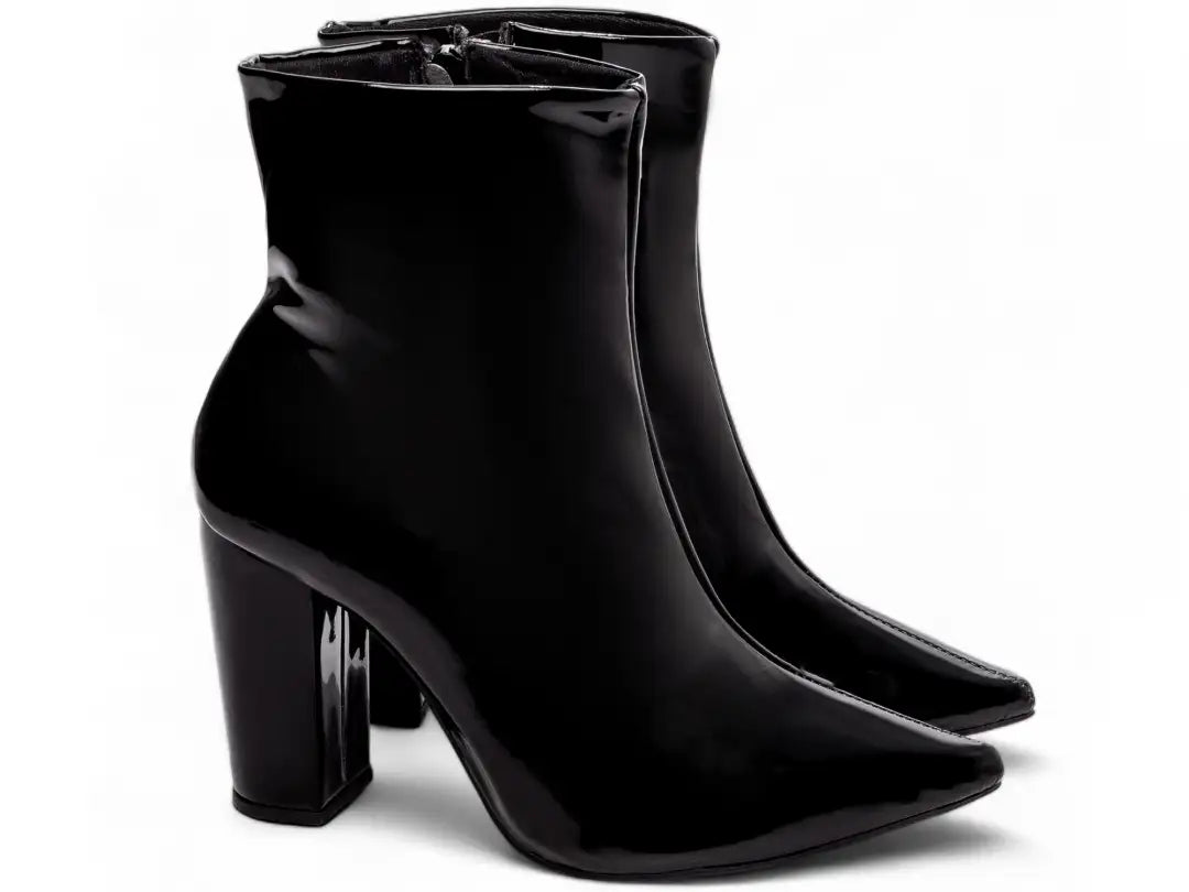 Bota Feminina Verniz Preto Salto Alto Confortável
