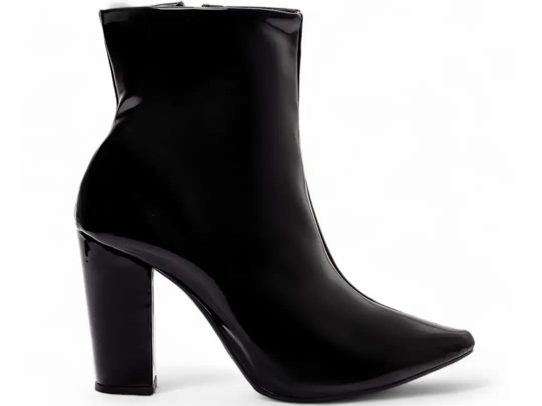 Bota Feminina Verniz Preto Salto Alto Confortável