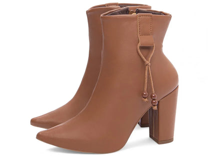 Bota Cano Curto Napa Caramelo com Cordão Lateral
