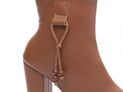 Bota Cano Curto Napa Caramelo com Cordão Lateral