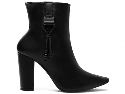 Bota Cano Curto Napa Preto com Cordão Lateral