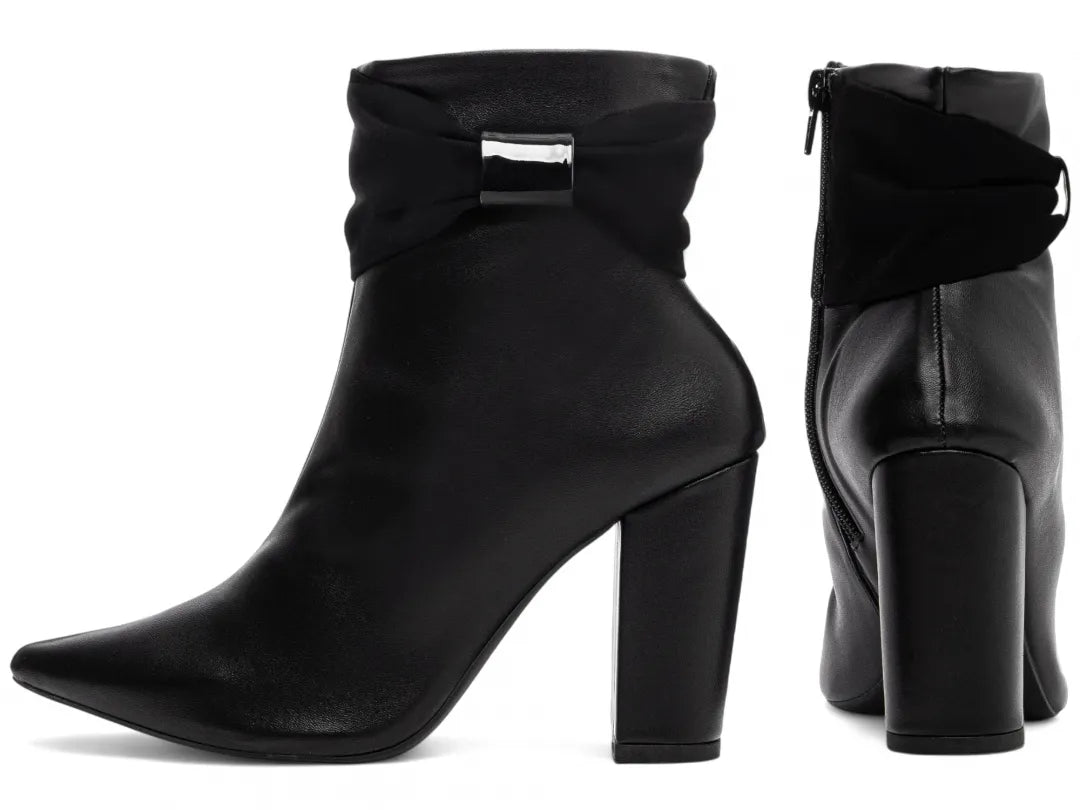 Bota Bico Fino Napa e Nobuck Preto com Laços