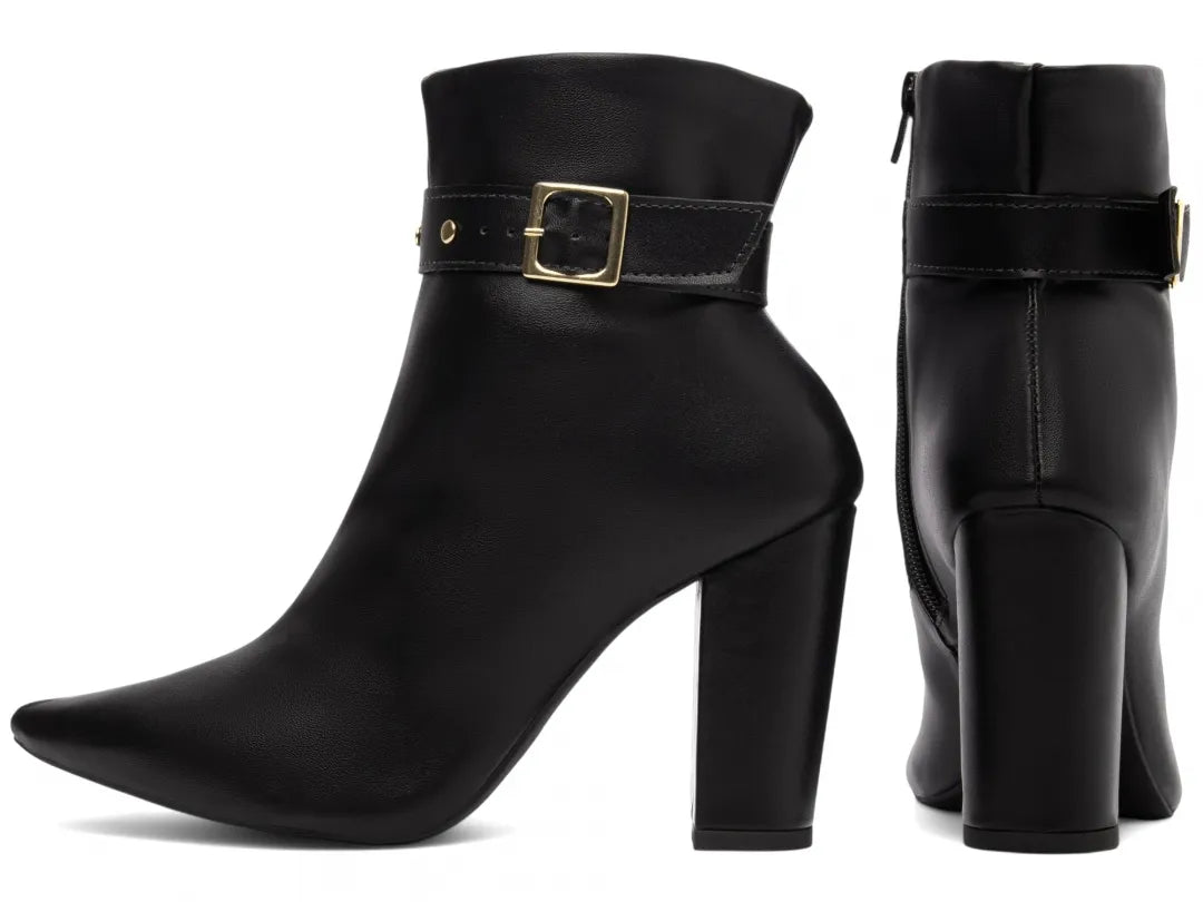 Bota Cano Curto Napa Preto Fivela Dourada