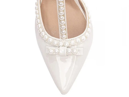 Sapato Scarpin Off White Verniz com Pérola Salto 9cm