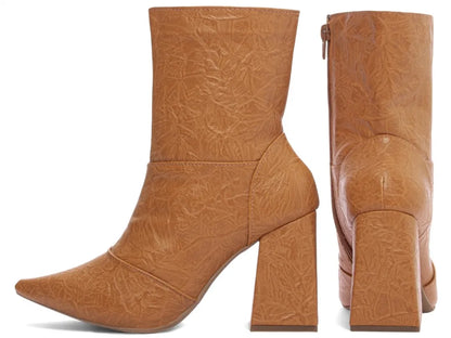 Bota Bico Fino Napa Vintage Caramelo com Flor