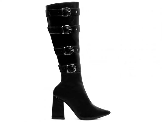 Bota Bico Fino Napa Preto com Fivelas Prata