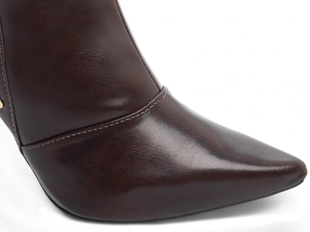 Bota Bico Fino Napa Marrom Café Fivelas Douradas