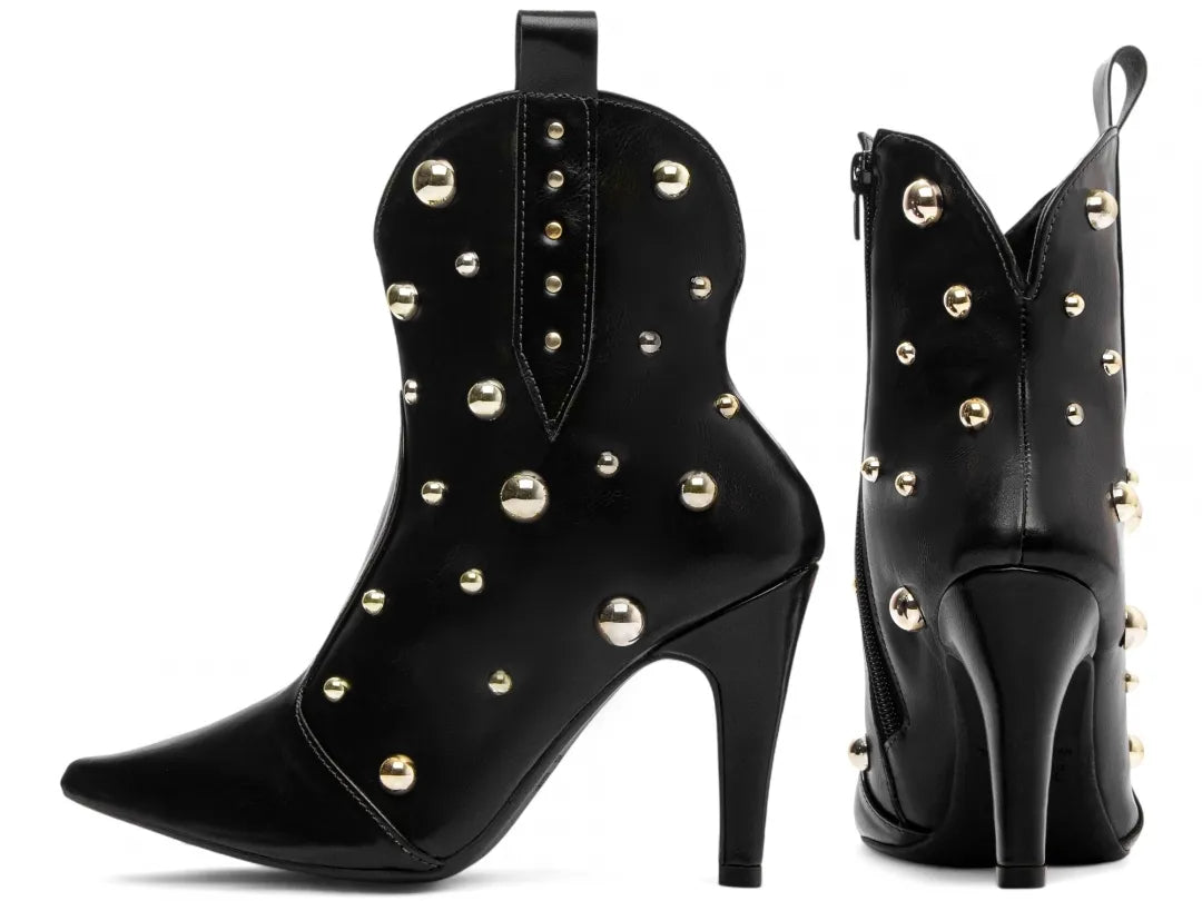 Bota Bico Fino Napa Preto com Apliques Dourados