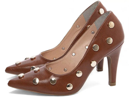 Scarpin Feminino Caramelo Elegante com Detalhes Dourados – Hyly Prime