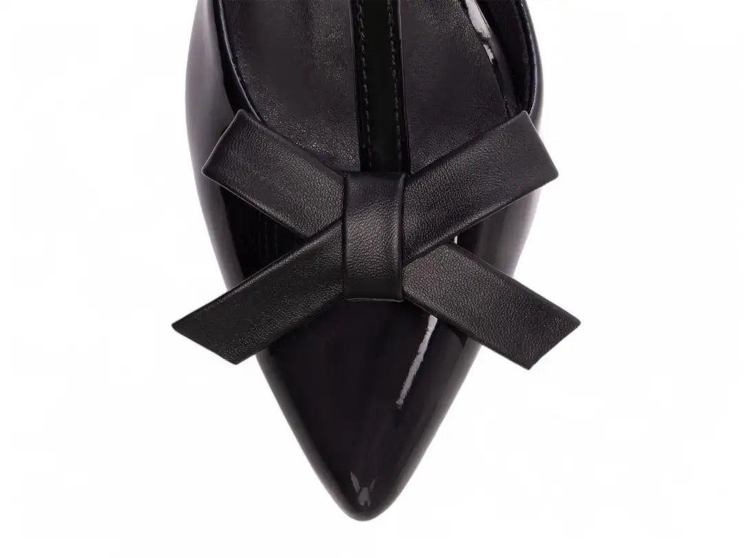 Scarpin Verniz Preto com Laço  Salto Grosso 6,5 cm