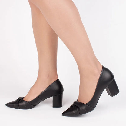 Scarpin Napa Preto Salto Grosso 6,5 cm com  Antiderrapante