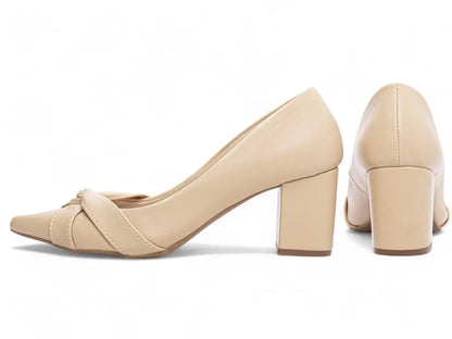Sapato Scarpin Salto Grosso Bege com 6,5 cm Antiderrapante