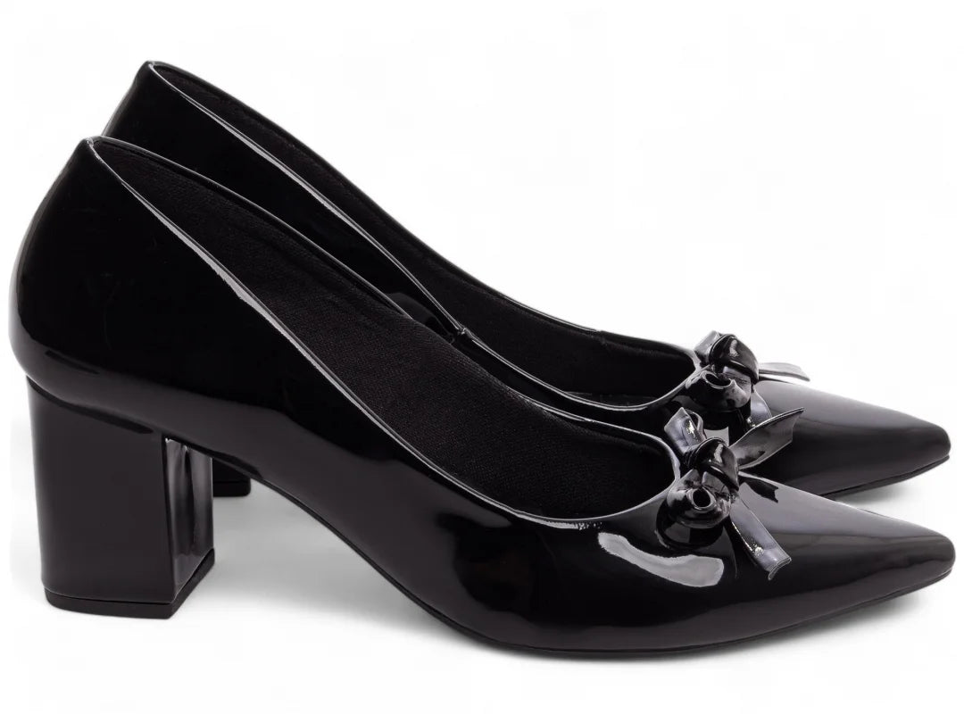 Sapato Scarpin Preto Elegante com Salto Grosso 6,5 cm  Antiderrapante