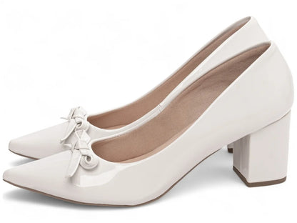 Scarpin Feminino Verniz Off White Salto Grosso 6,5 cm