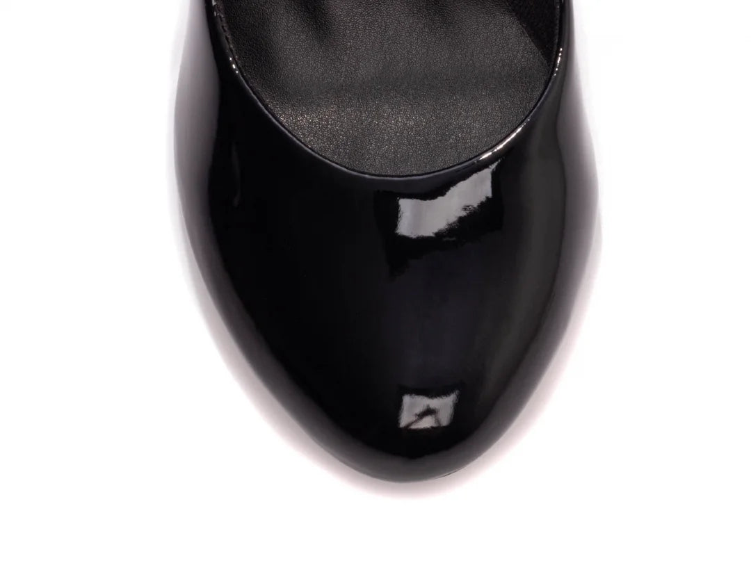 Scarpin Feminino Bico Redondo Verniz Preto Salto 7,5 cm