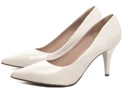 Sapato Scarpin Feminino Verniz Off White Salto Fino 8,5 cm