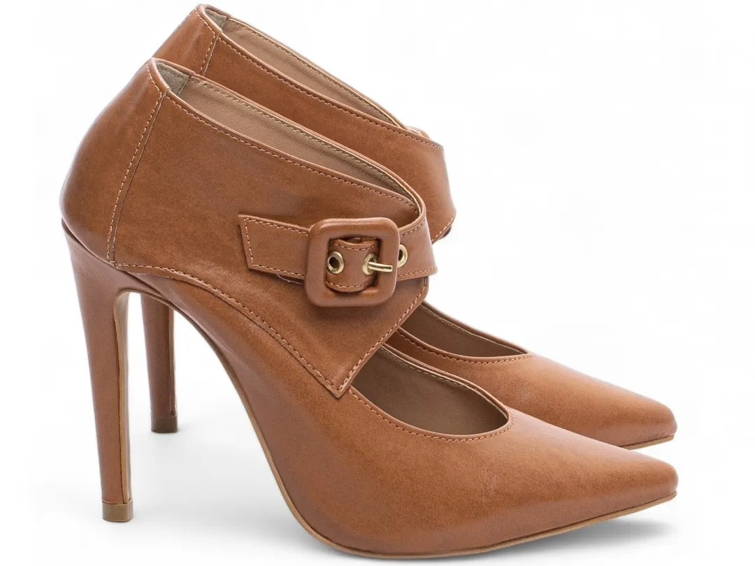 Sapato Scarpin Napa Caramelo Salto 12 com Fivela Encapada